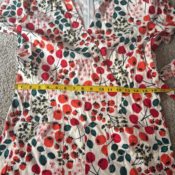 NWT Maeve Linen Short-Sleeve Wrap Romper in Red Motif - Picture 13 of 13